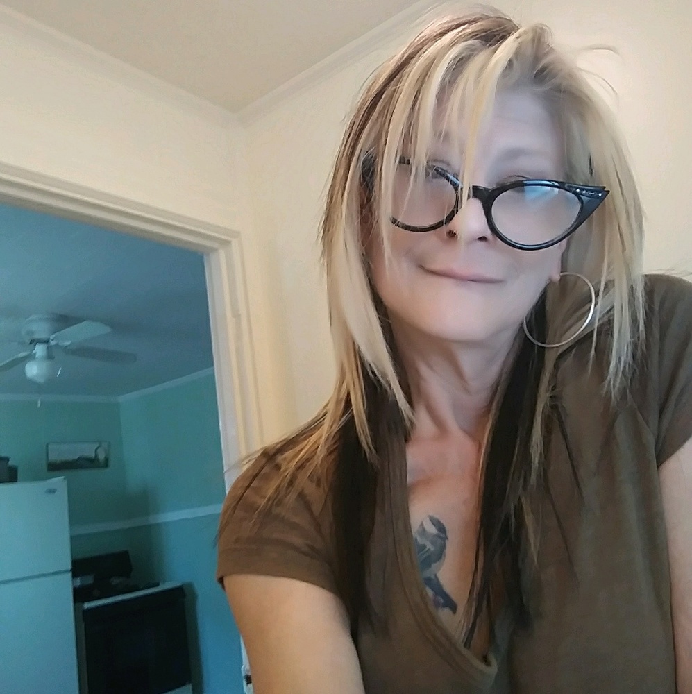 Meet your Posher, Anne